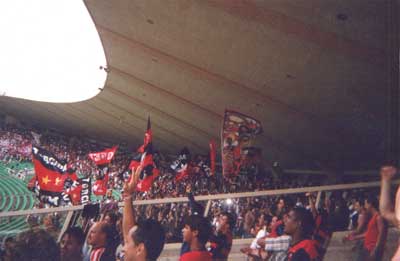 8eme jour : ensaios de Boi da Ilha do governador et de Renascer de Jacarepagua, futebol au maracana, photo 1