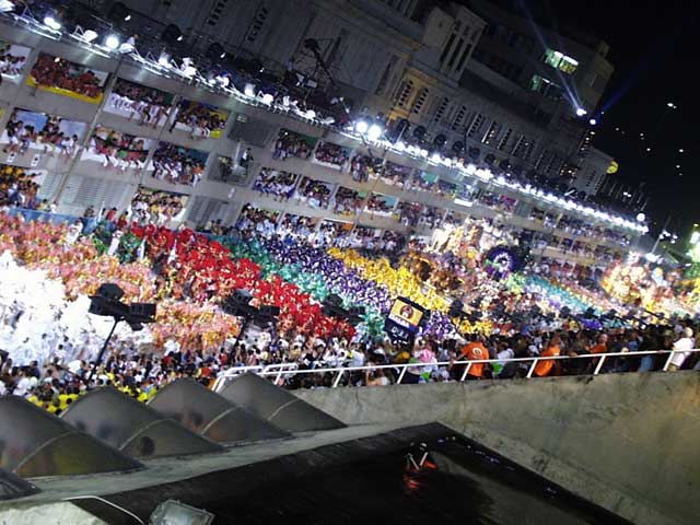 Beija Flor de Nilópolis, défilé carnaval de Rio 2003, photo 3