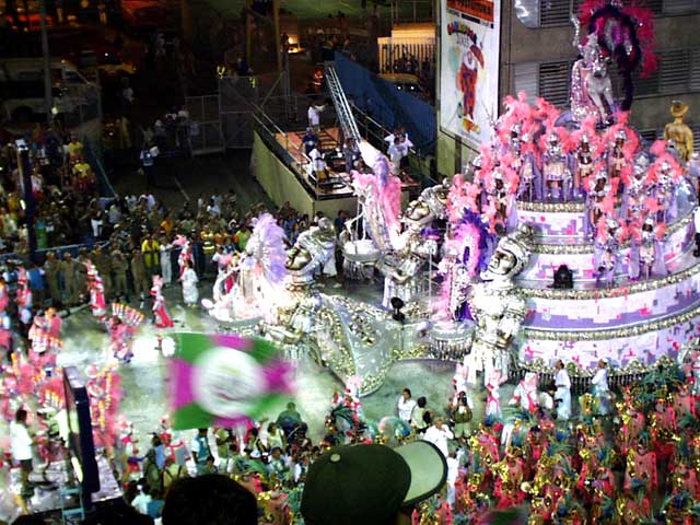 Estação Primeira de Mangueira, défilé carnaval de Rio 2003, photo 5