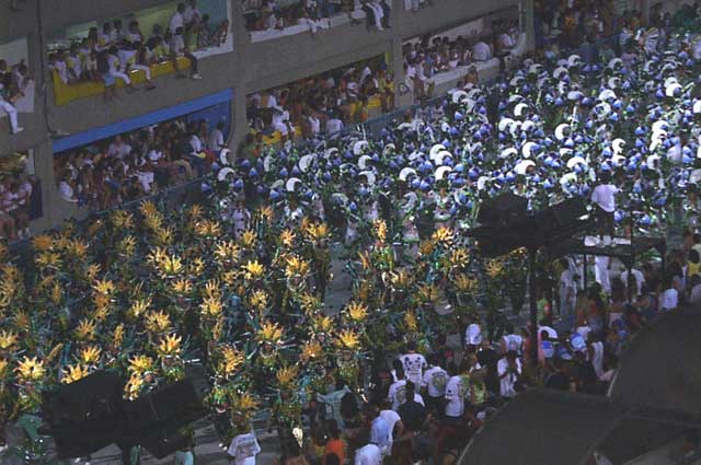 Mocidade Independente de Padre Miguel, défilé carnaval de Rio 2003, photo 4