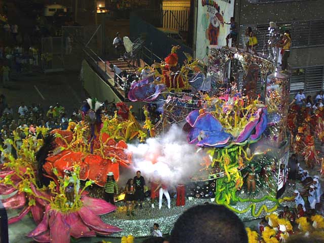 Porto da Pedra, défilé carnaval de Rio 2003, photo 17