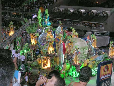 Império Serrano, défilé carnaval de Rio 2004, photo 1