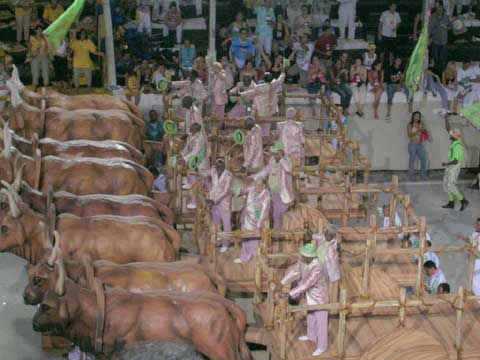 Mangueira, défilé carnaval de Rio 2004, photo 8